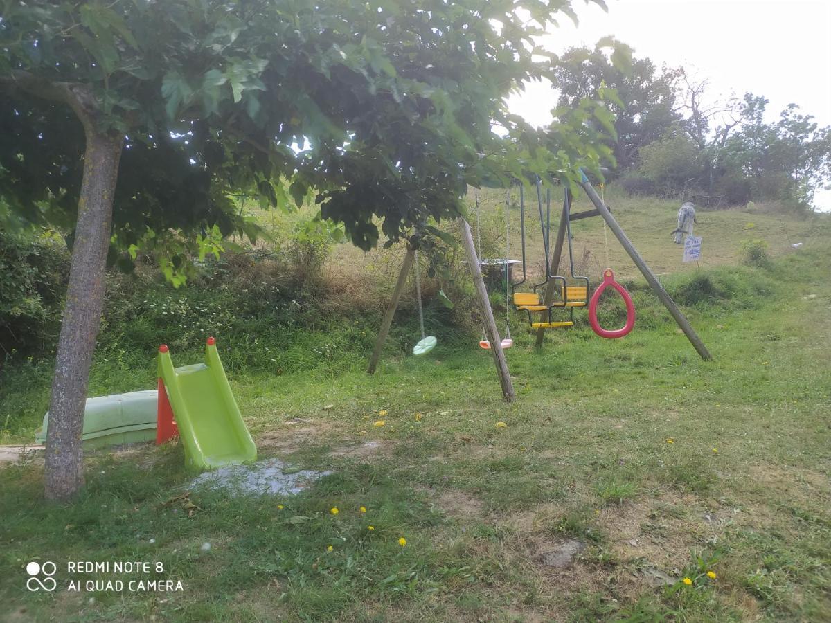 Gites "Le Bret" Saint-Sylvestre Kültér fotó
